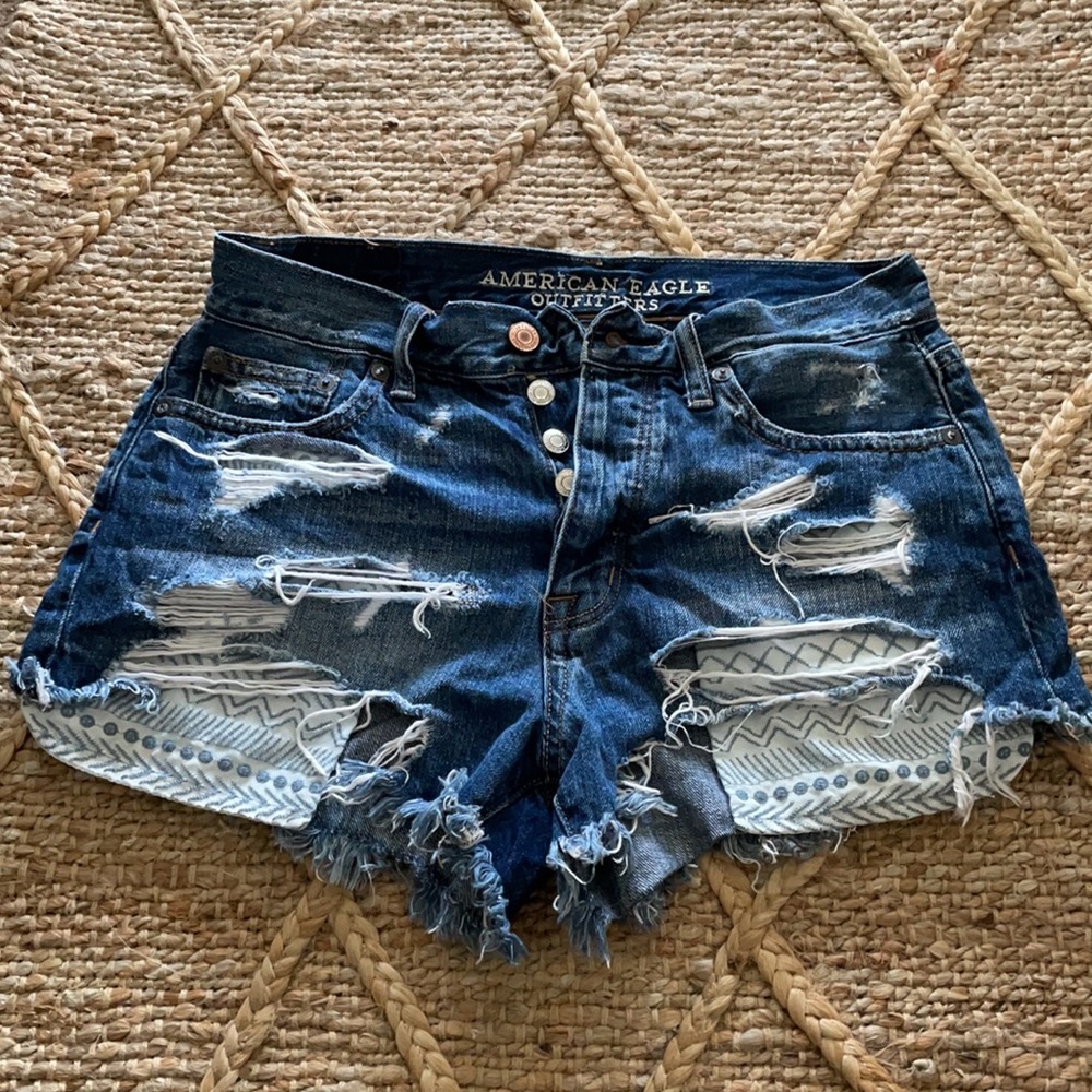 American Eagle Vintage Hi-Rise Shorts